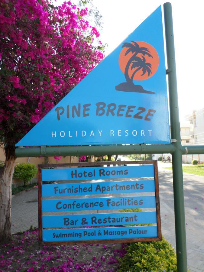 Pinebreeze Holiday Resort Nyali Beach Exterior foto